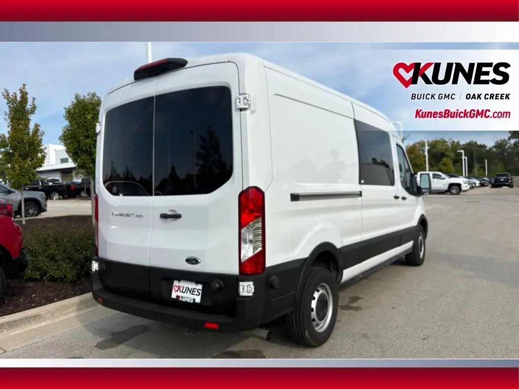 2024 Ford Transit photo 2