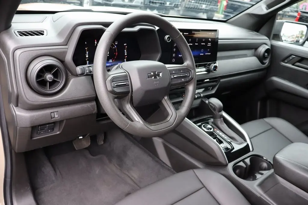 2023 Chevrolet Colorado Trail Boss photo 4