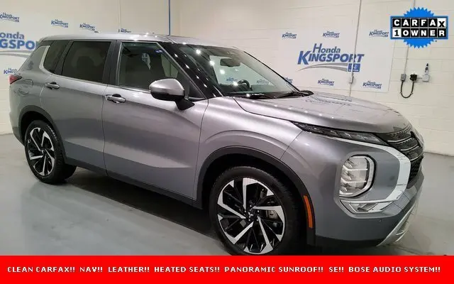 2024 Mitsubishi Outlander SE's photo