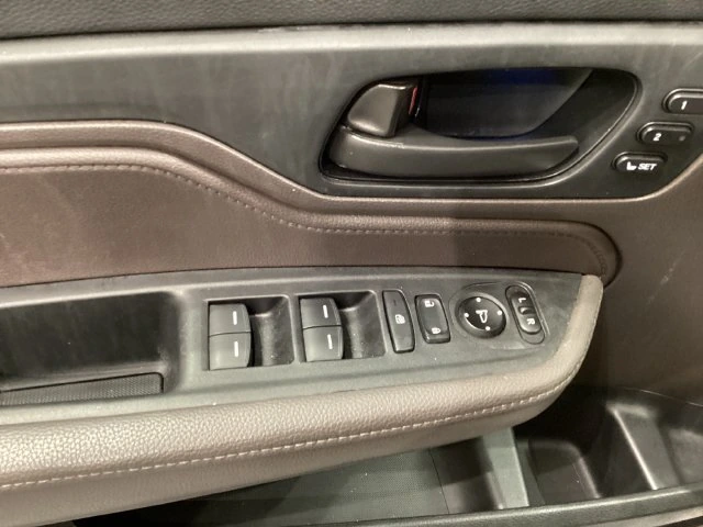 2024 Honda Odyssey EX-L - Photo 26