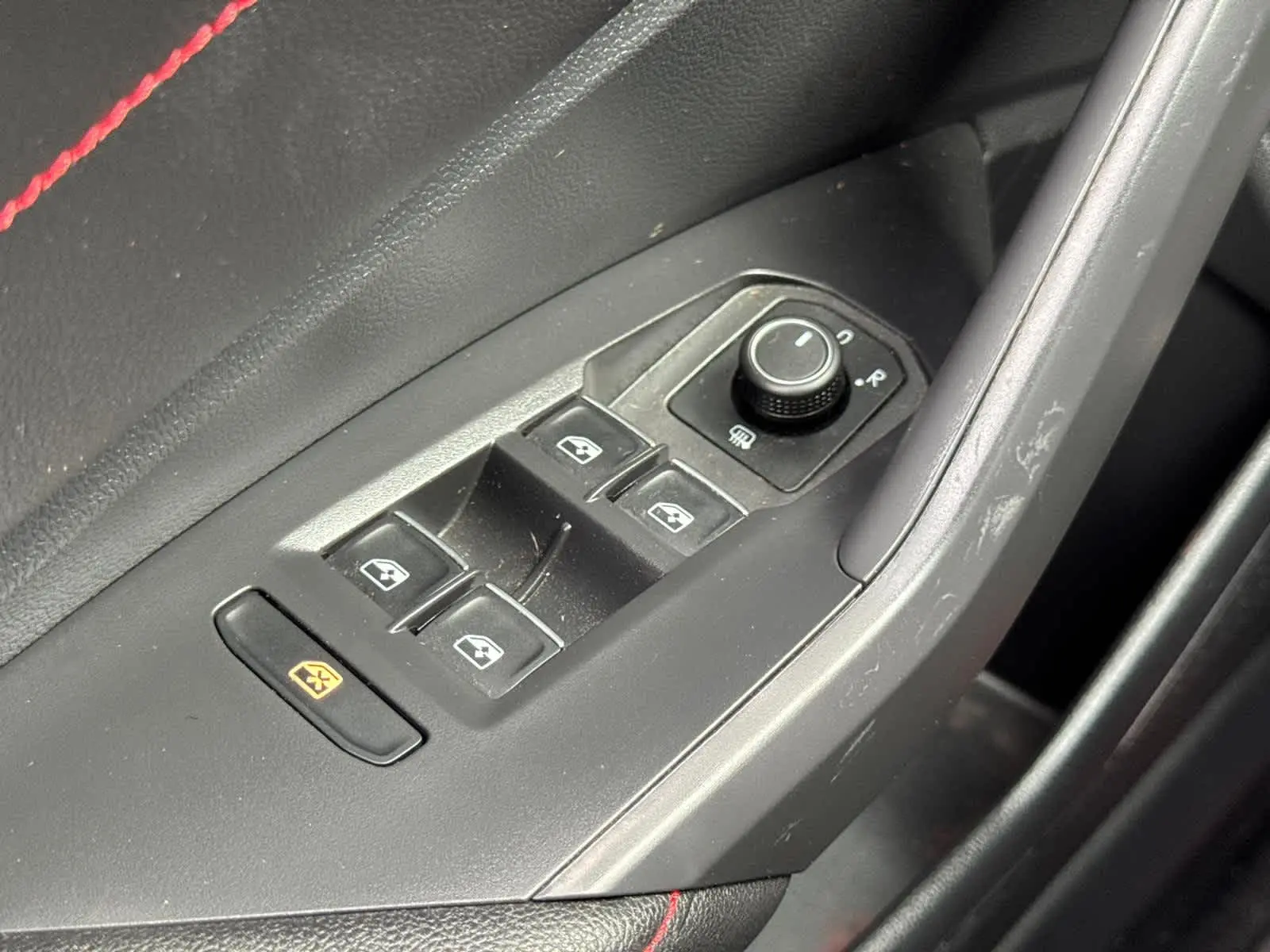2022 Volkswagen Jetta GLI Autobahn photo 24