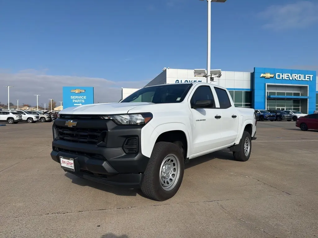 2024 Chevrolet Colorado Work Truck's photo
