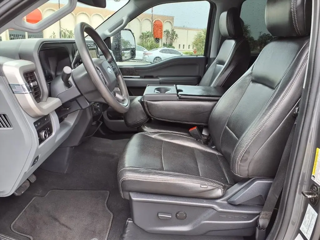 2023 Ford F-250 photo 22