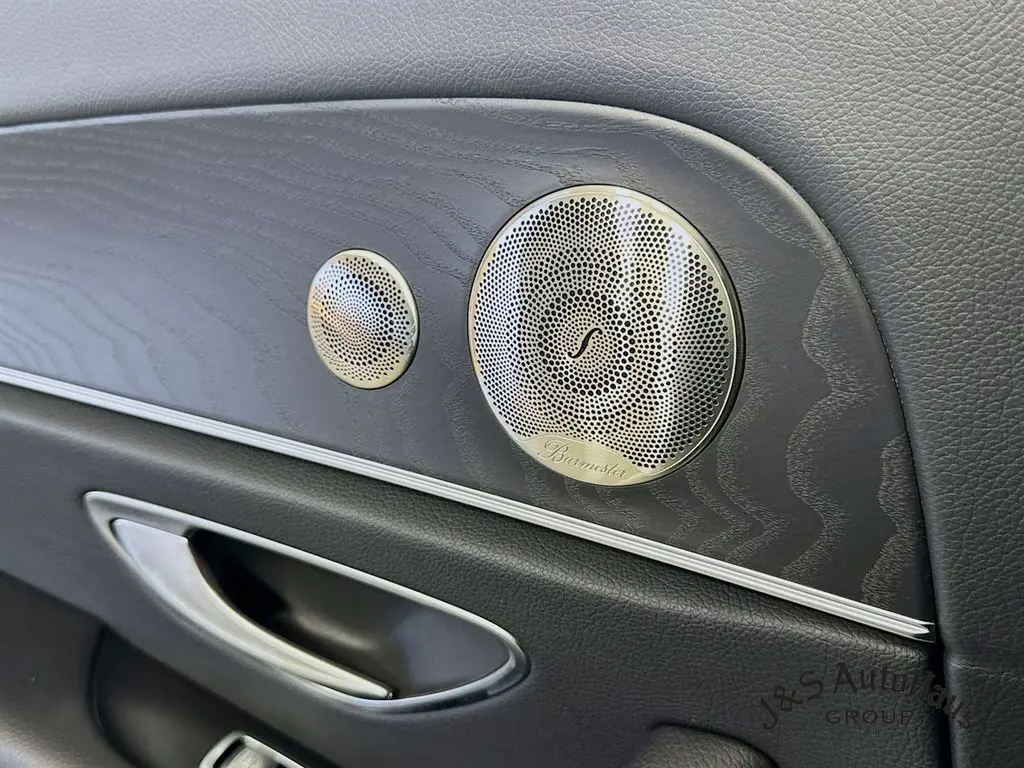 2022 Mercedes Benz E 350 photo 29