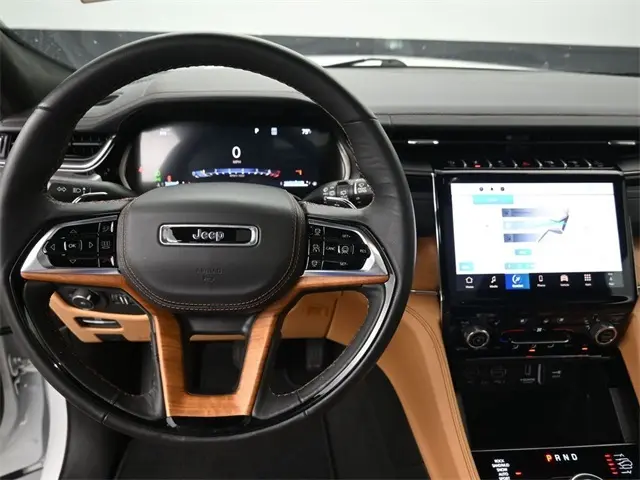 2024 Jeep Grand Cherokee L Summit photo 19