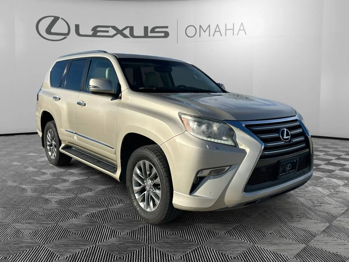 2014 Lexus GX Luxury's photo