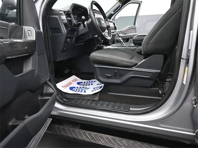 2022 Ford F-150 XLT photo 11