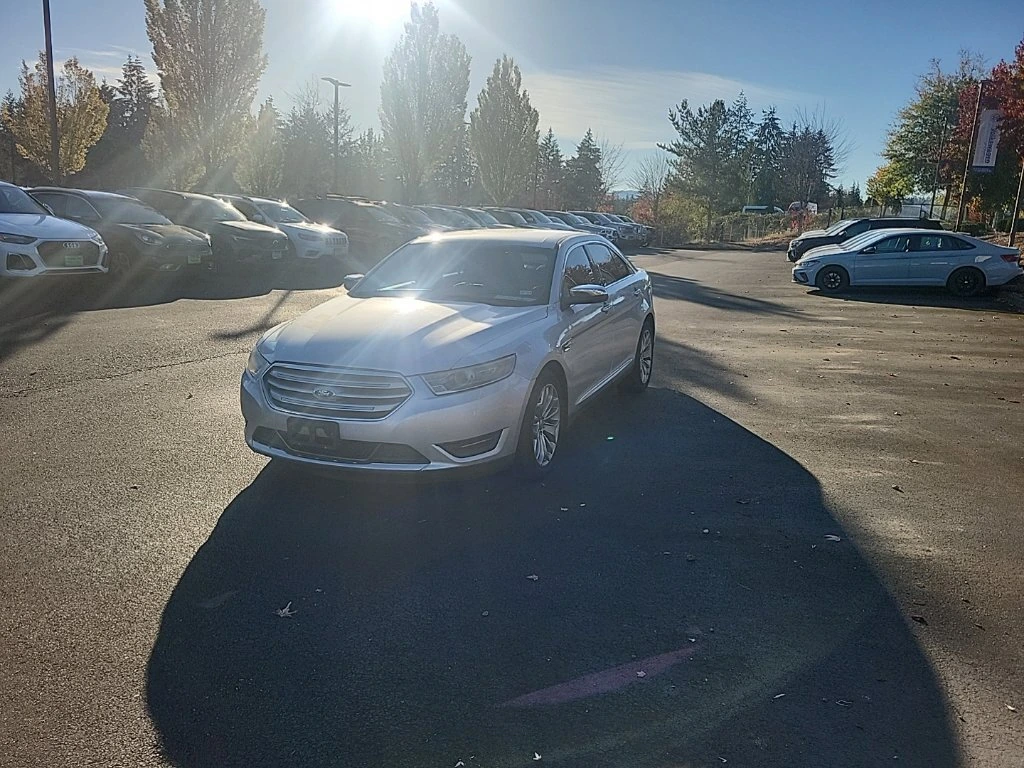 2014 Ford Taurus