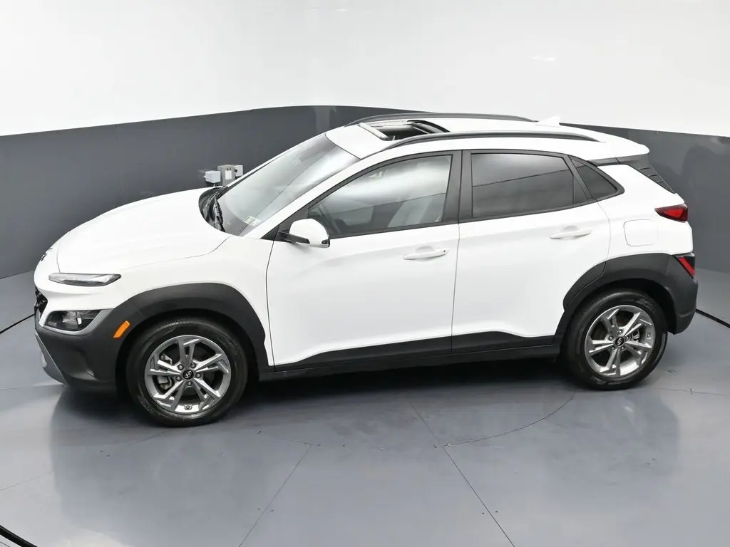 2022 Hyundai Kona SEL N Line photo 44