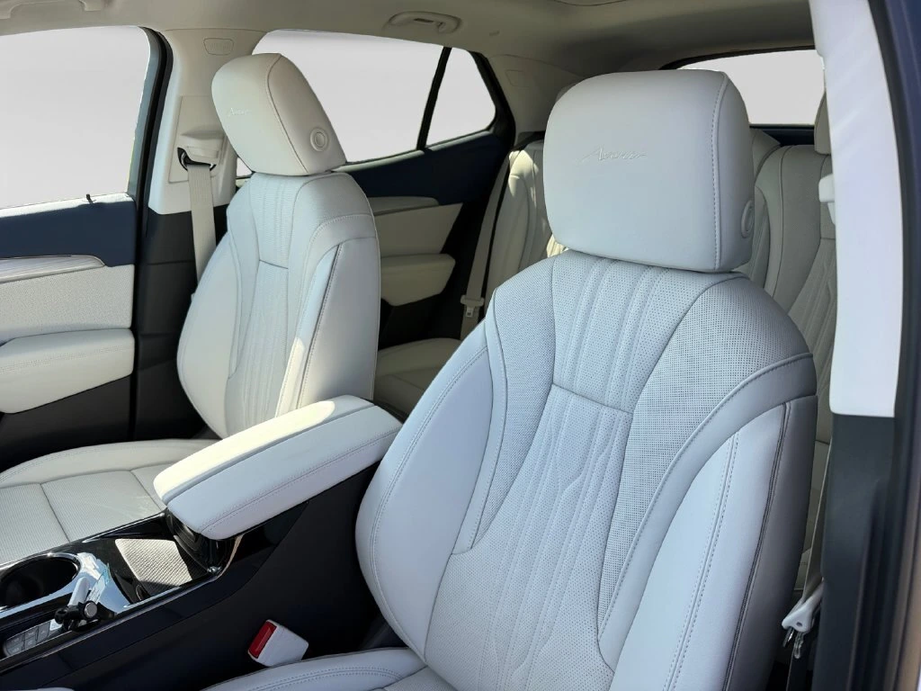2026 Buick Envision Avenir - Photo 22