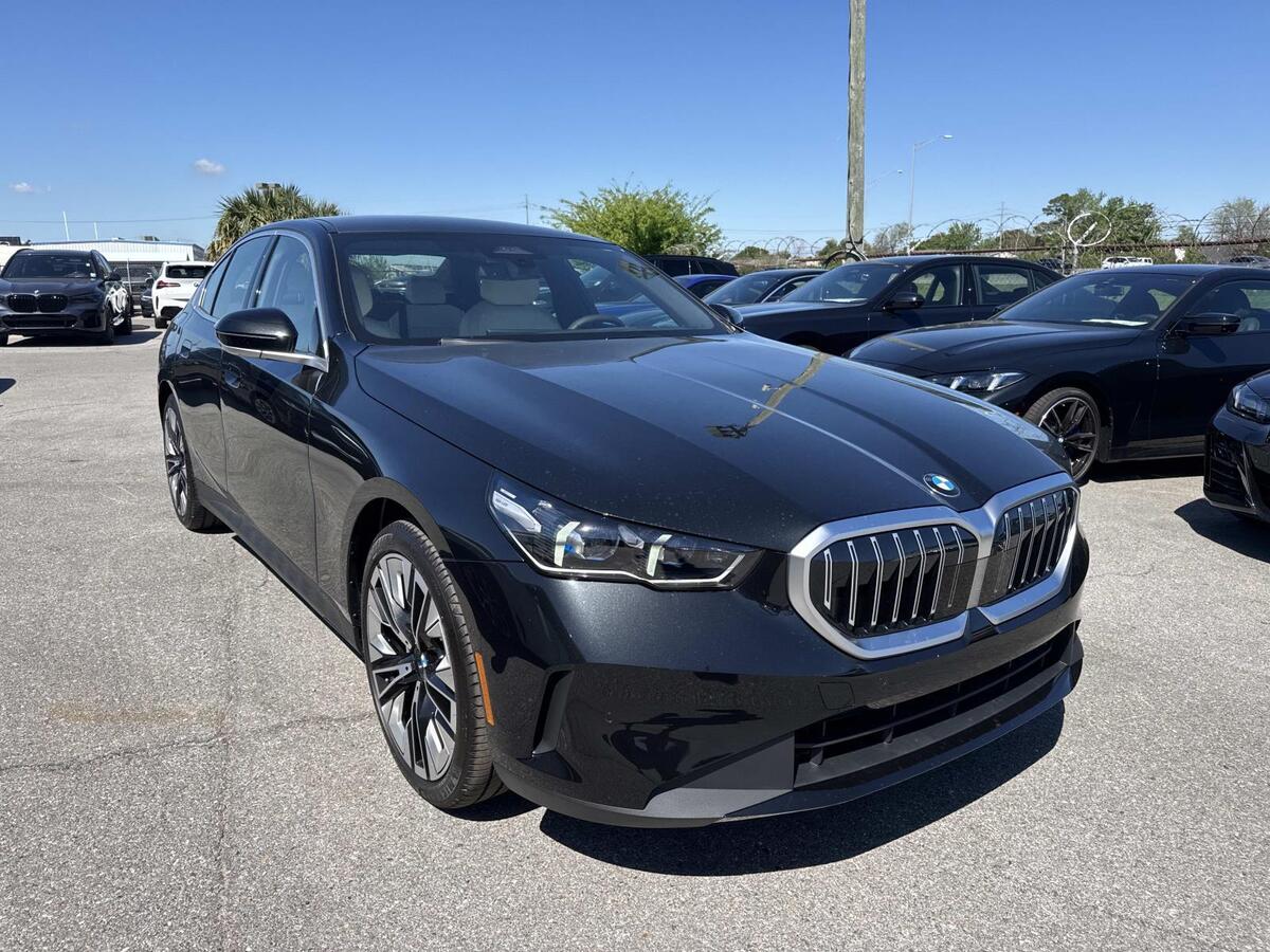 2026 BMW 5 Series 530i