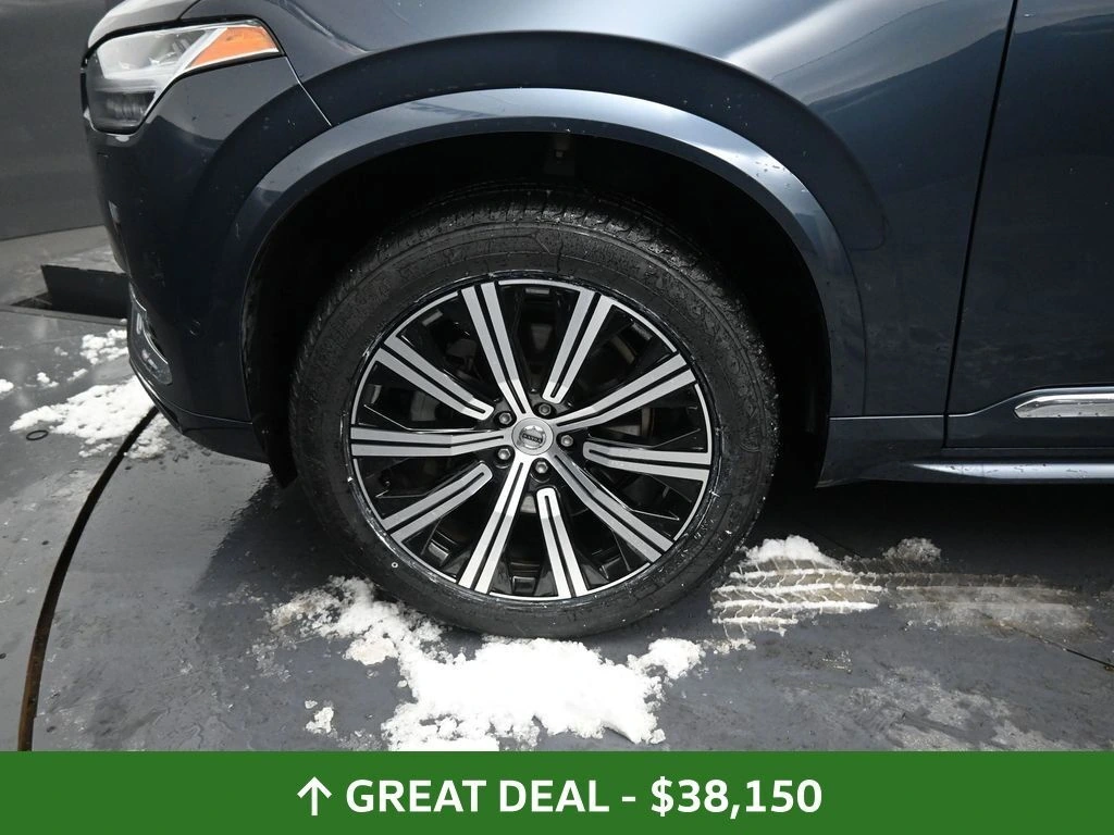 2024 Volvo - image 15