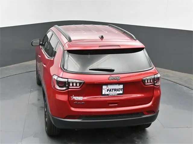 2026 Jeep Compass Latitude photo 33