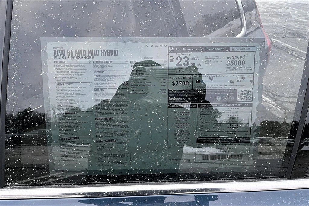 2026 Volvo - image 14