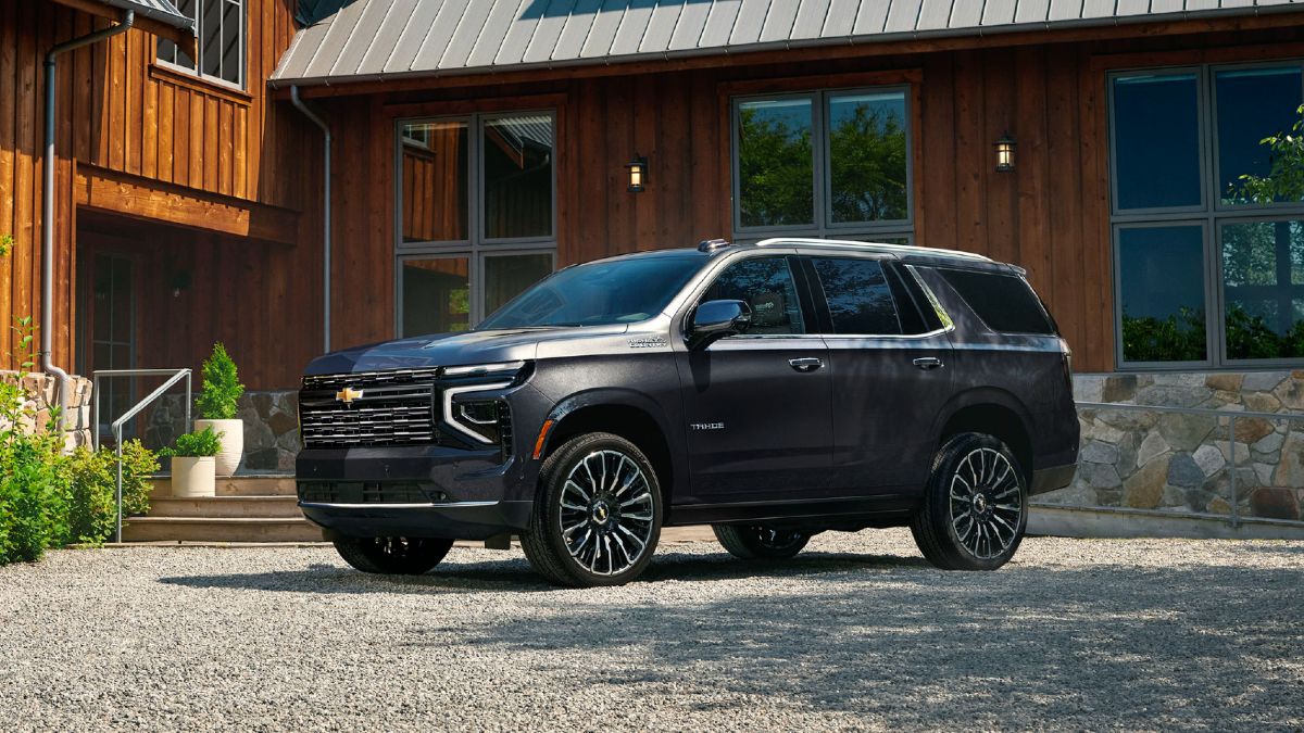 2026 Chevrolet Tahoe Exterior Driver Side Front Profile