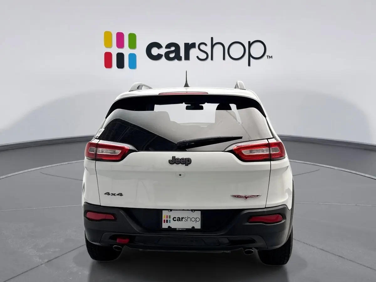 2017 Jeep Cherokee Trailhawk photo 4