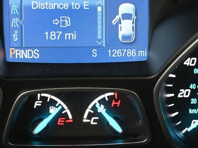 2015 Ford Escape S photo 22