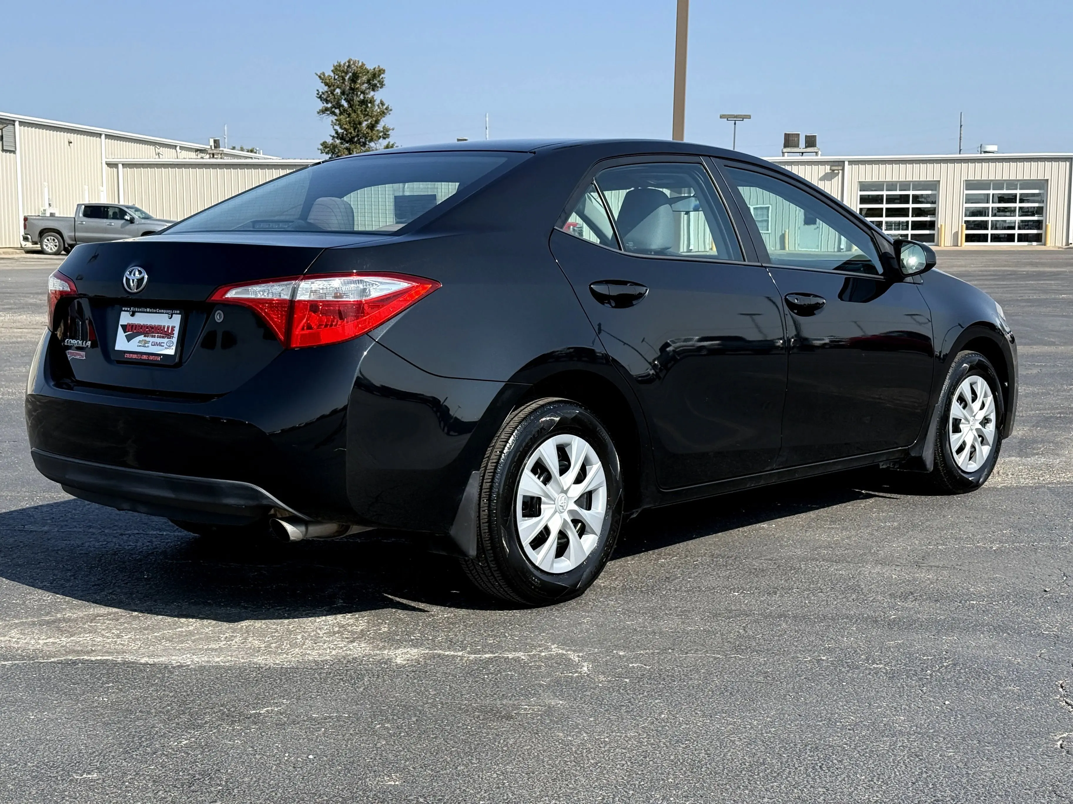 2014 Toyota Corolla L photo 2