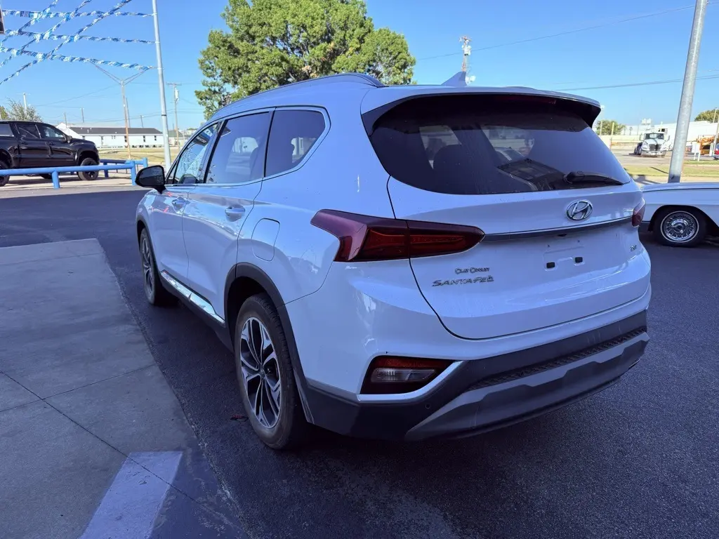 2020 Hyundai Santa Fe SEL photo 3