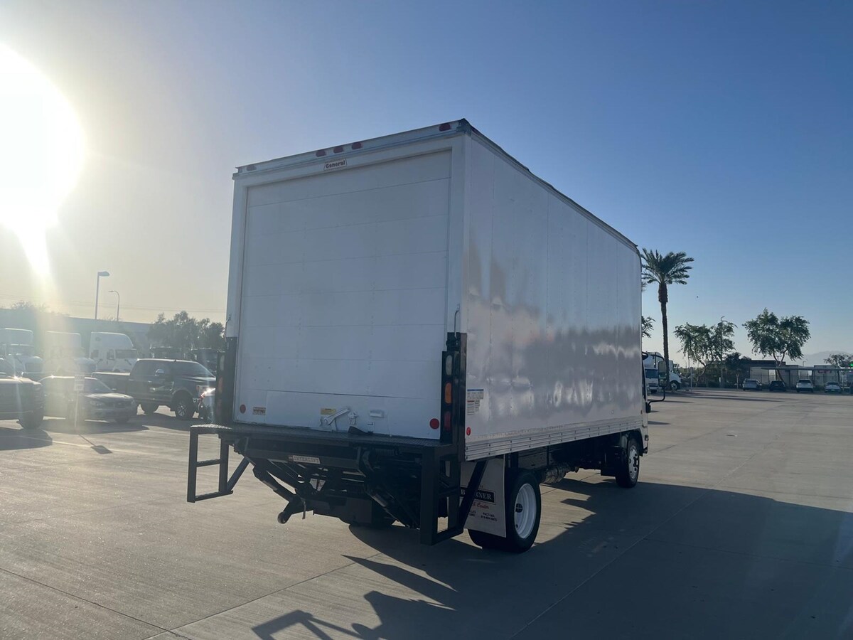 2010 Isuzu NRR in Phoenix, AZ — photo 5
