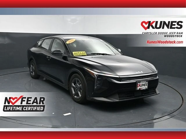2025 Kia K4 LXS AT's photo