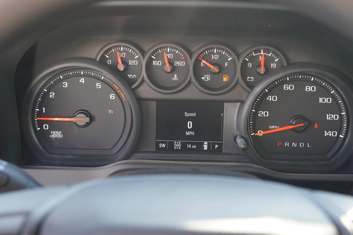 2025 GMC Sierra 3500 Chassis Cab Pro - Photo 28