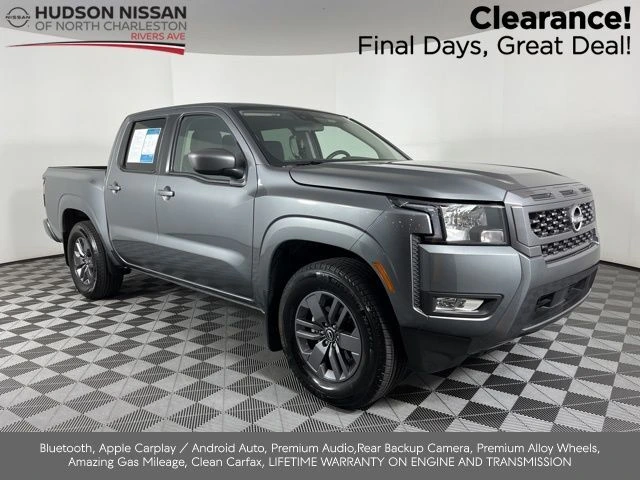 2025 Nissan Frontier SV Crew Cab 4X2 SWB's photo