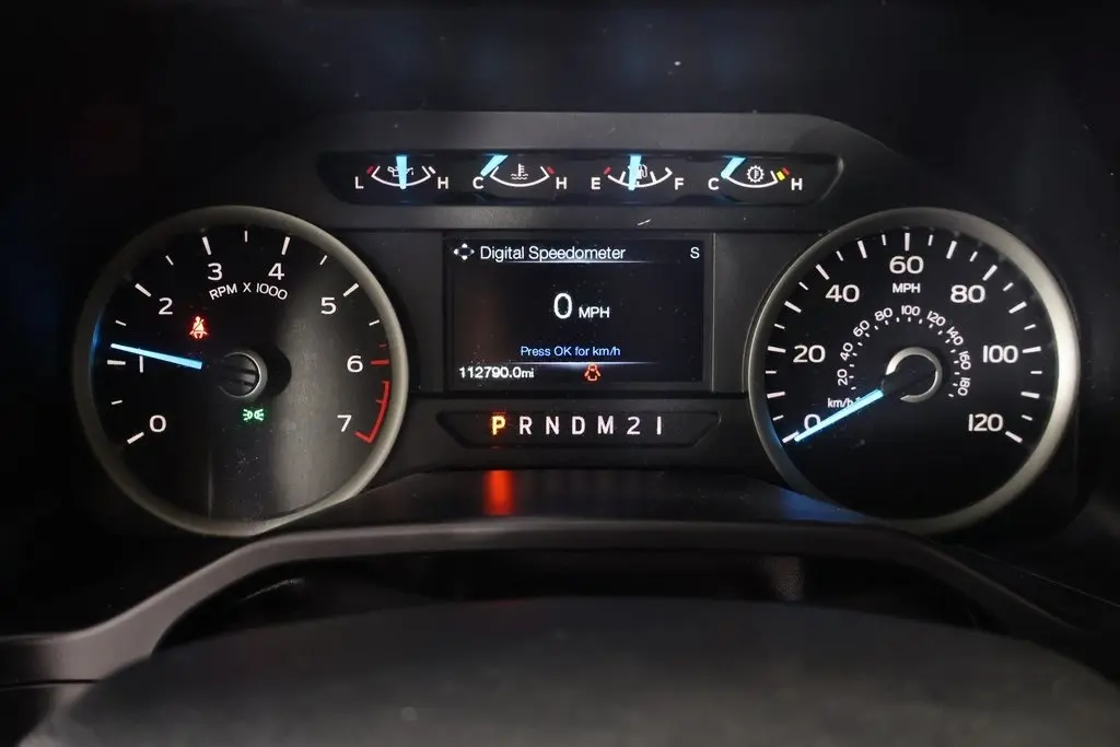 2016 Ford F-150 XLT photo 4