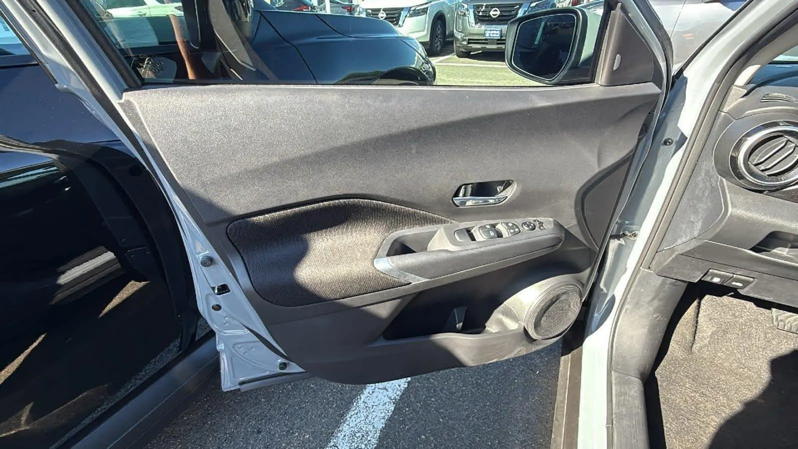 2024 Nissan Kicks SV photo 8