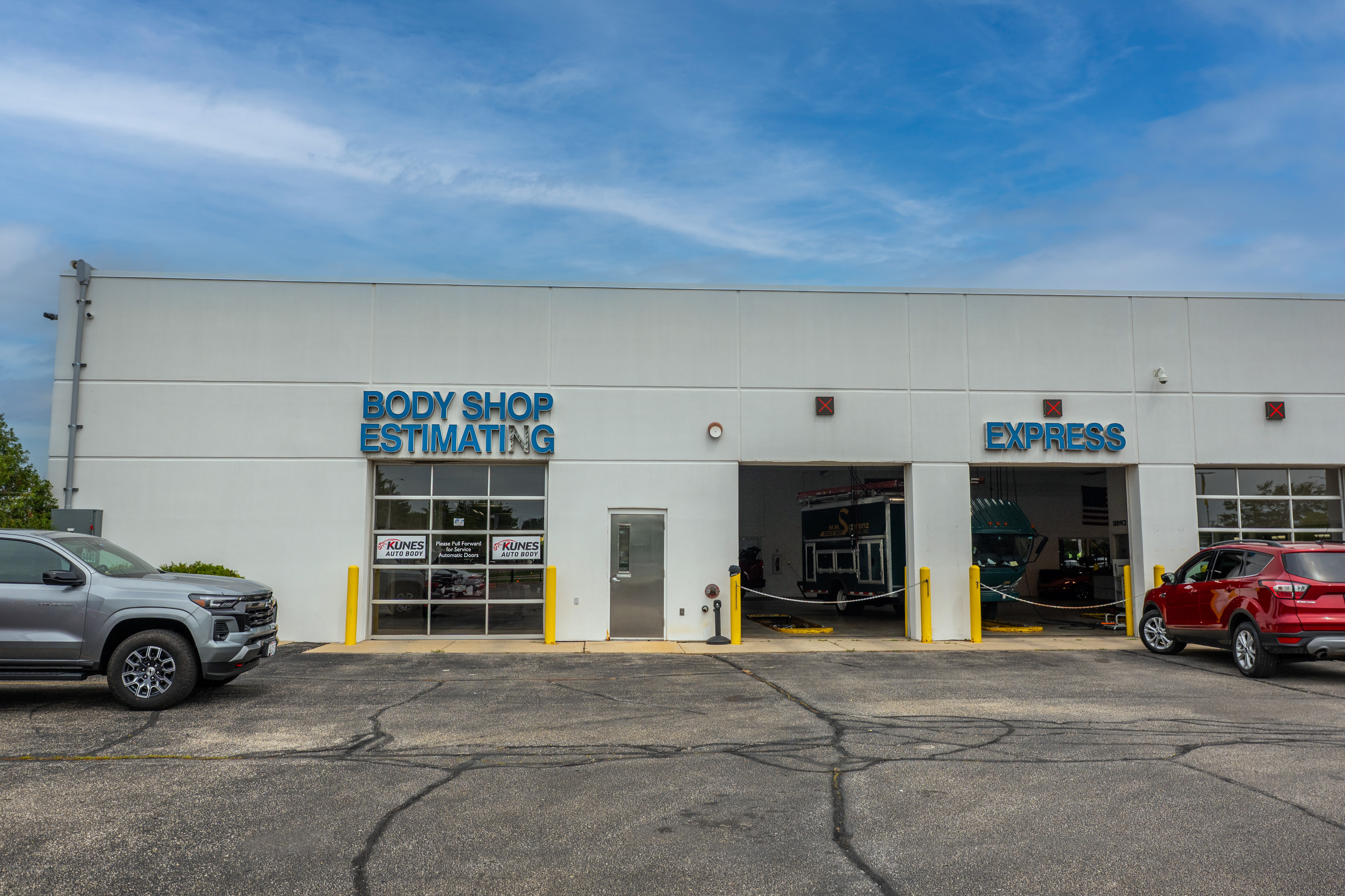 Kunes Auto Body of Hope Chevrolet