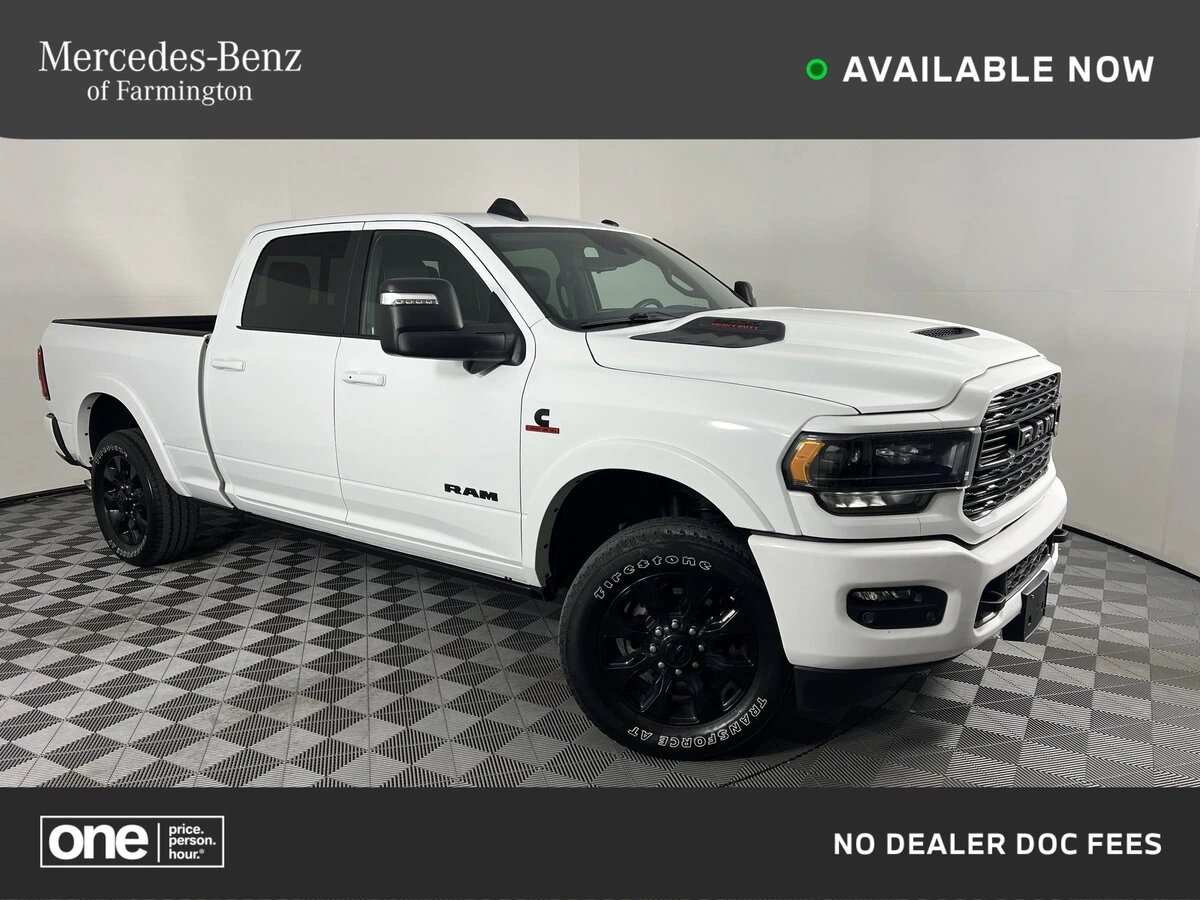 2023 RAM 3500 Limited 4X4 Crew Cab SWB's photo