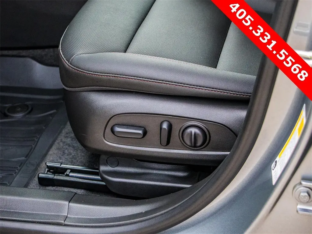 2025 Chevrolet Trax photo 22