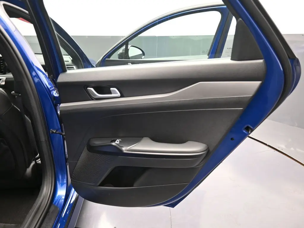 2022 Kia K5 GT-Line photo 15