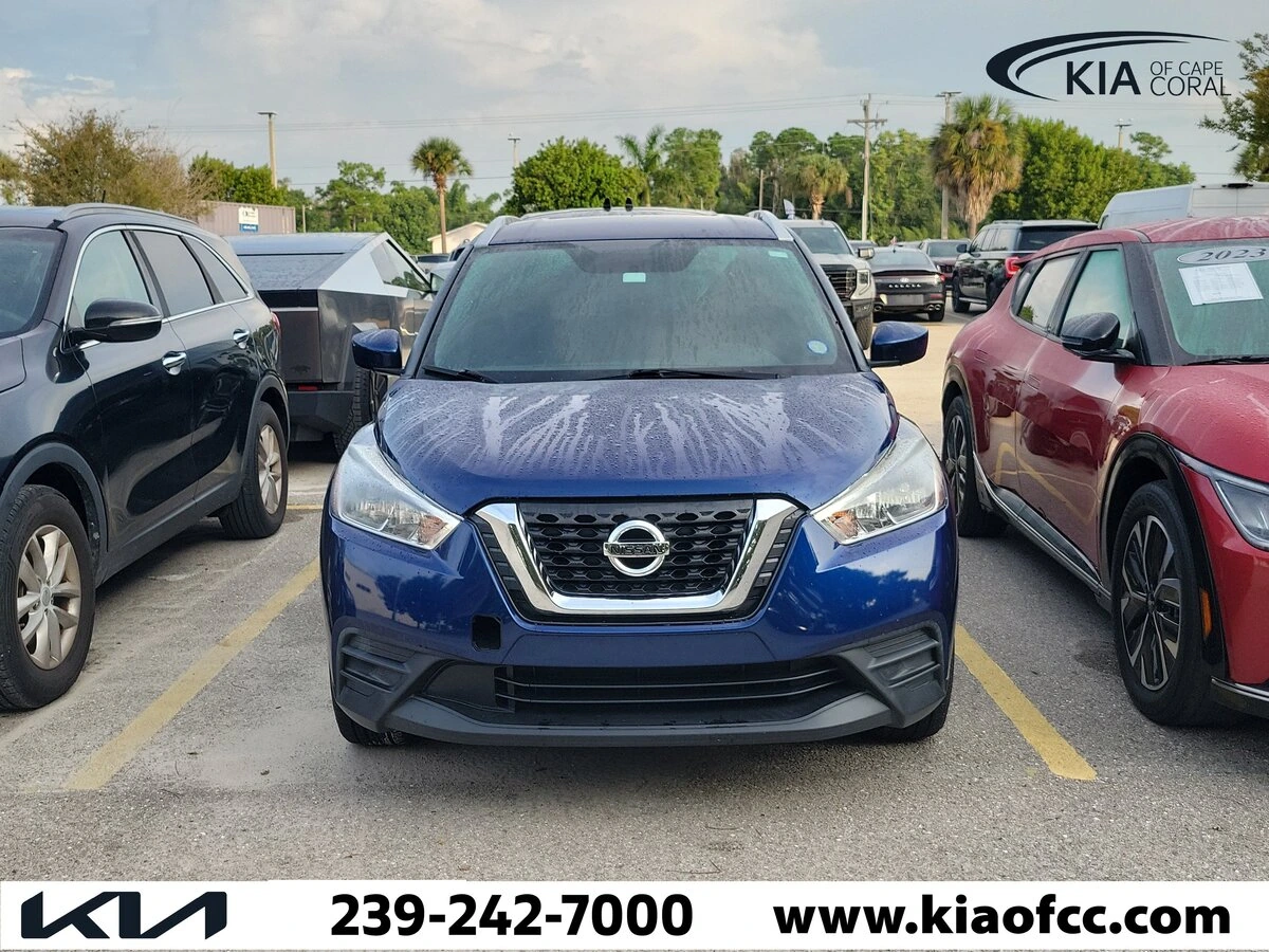 Used 2019 Nissan Kicks SV with VIN 3N1CP5CU9KL530870 for sale in Cape Coral, FL