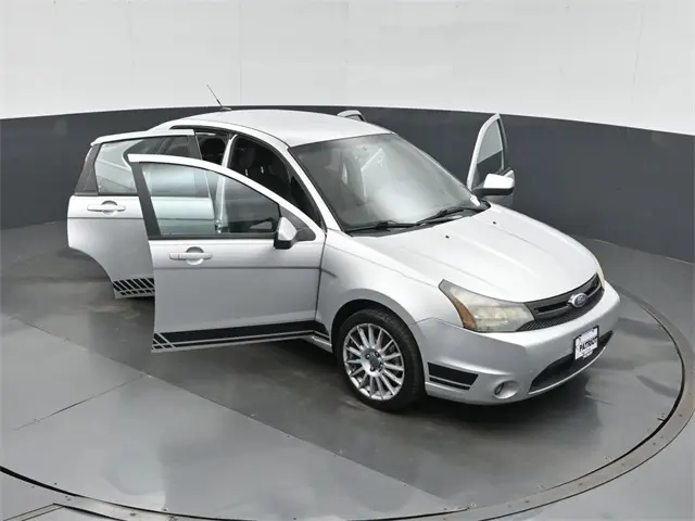 2011 Ford Focus SES photo 41
