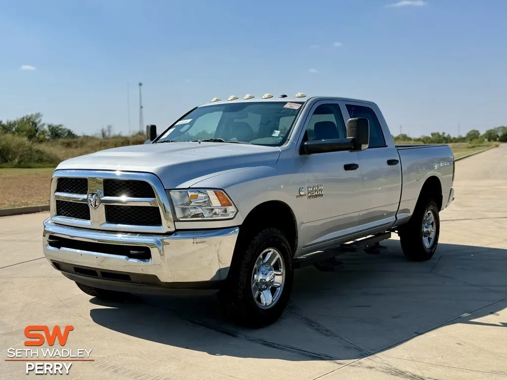 2016 Ram 2500 Tradesman photo 3
