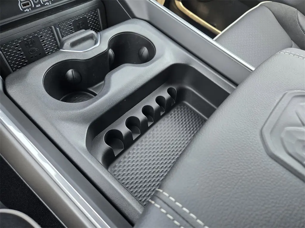 2026 Ram 1500 Laramie photo 11