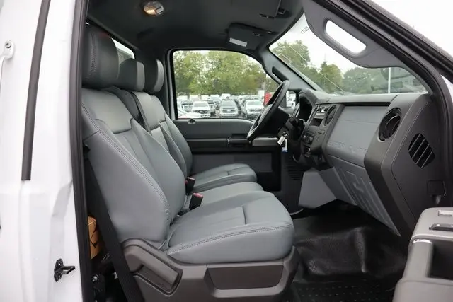 2026 Ford F-750 photo 32