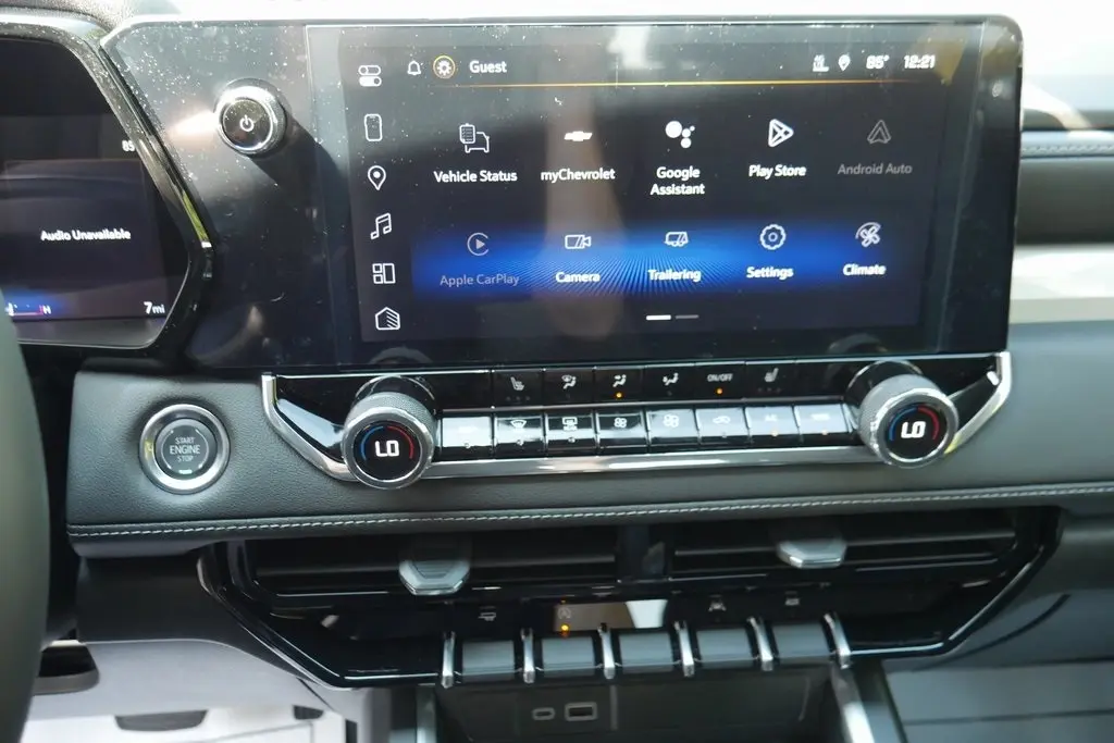 2026 Chevrolet Colorado LT photo 14