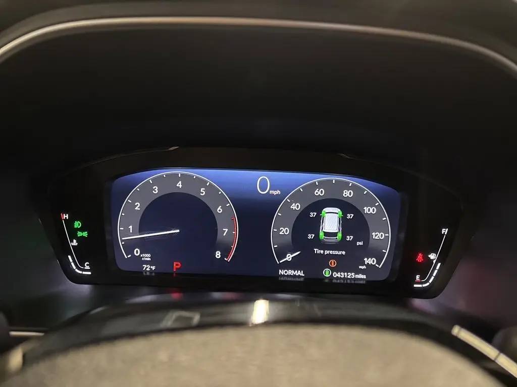 2023 Honda Pilot Elite photo 2