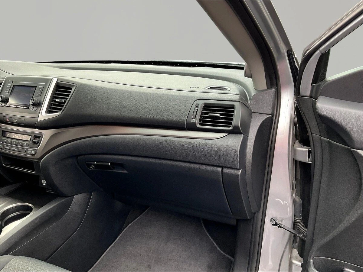 2019 Honda Ridgeline Sport - Photo 26