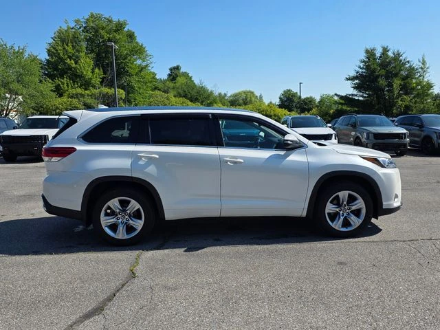 2017 Toyota Highlander Limited - Photo 9