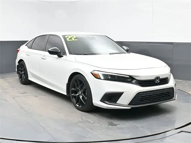 2022 Honda Civic Sport photo 2