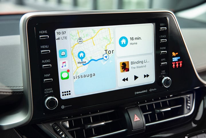 2020_Toyota_C-HR-navigation