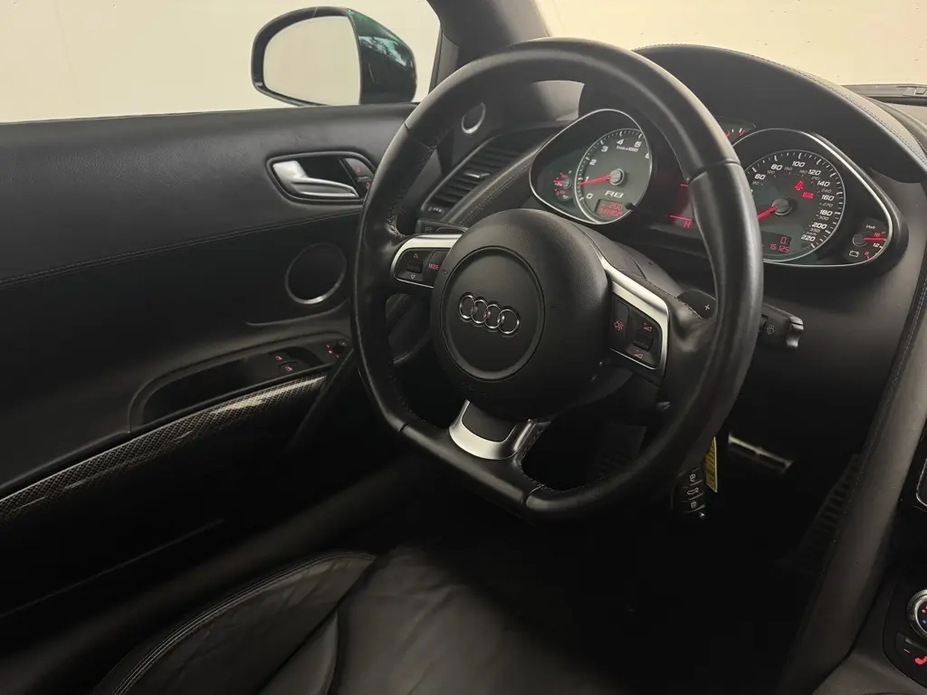 2008 Audi R8 4.2 Quattro photo 12