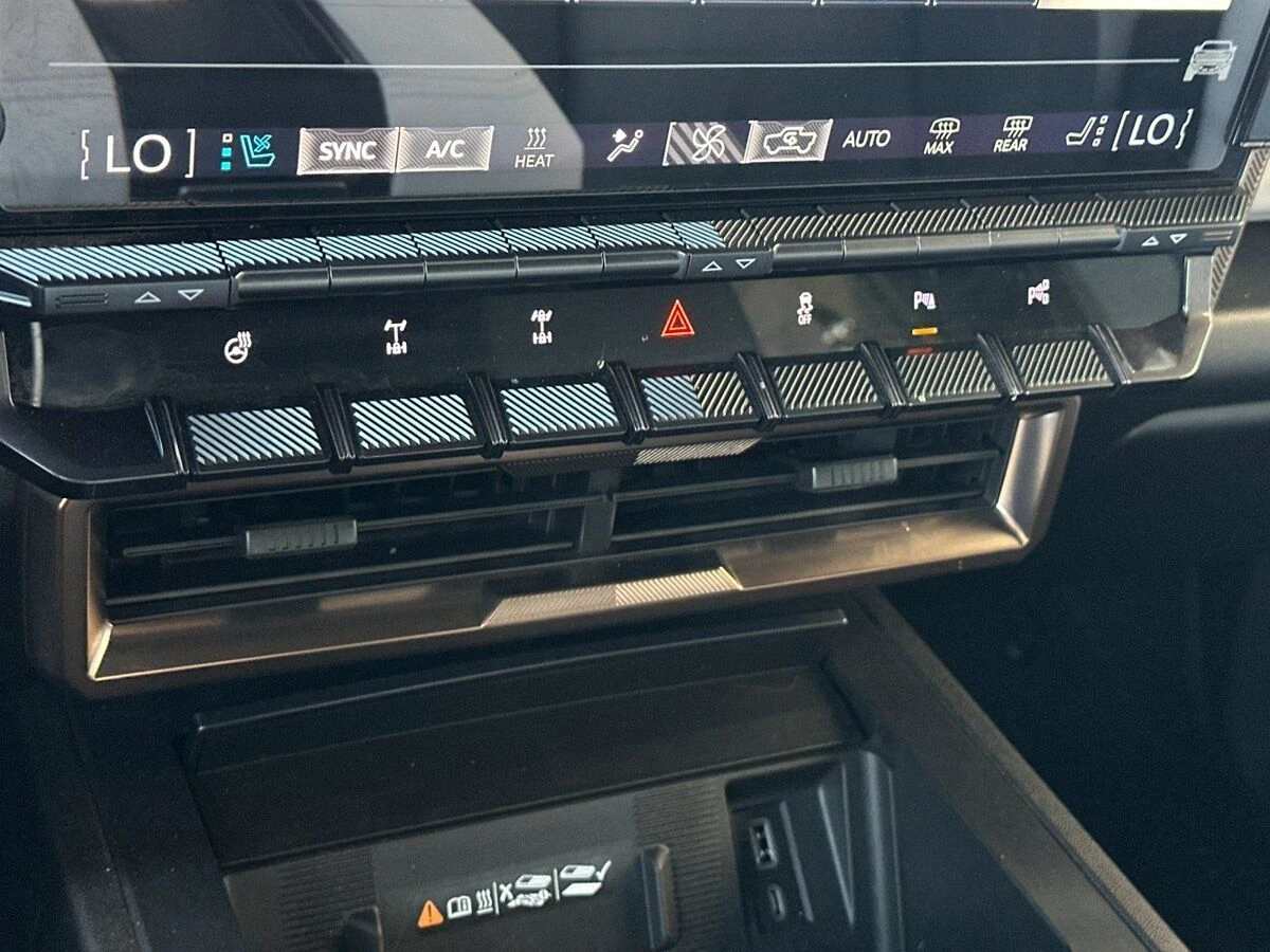 2024 GMC HUMMER EV 2X - Photo 21