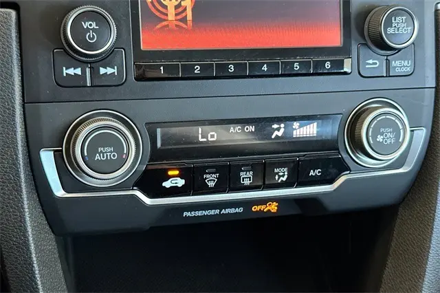 2017 Honda Civic LX photo 18