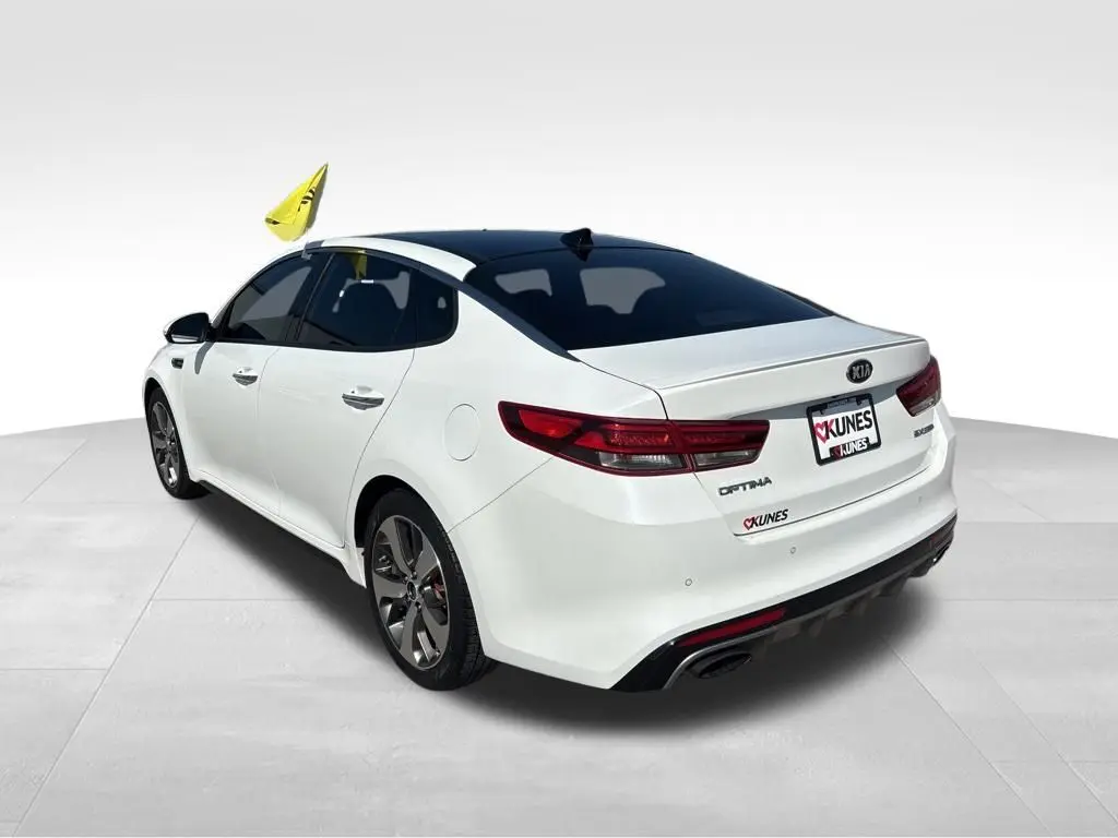 2017 Kia Optima SX Turbo photo 7
