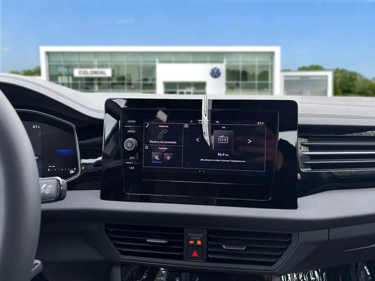 2026 Volkswagen Jetta Sport - Photo 7