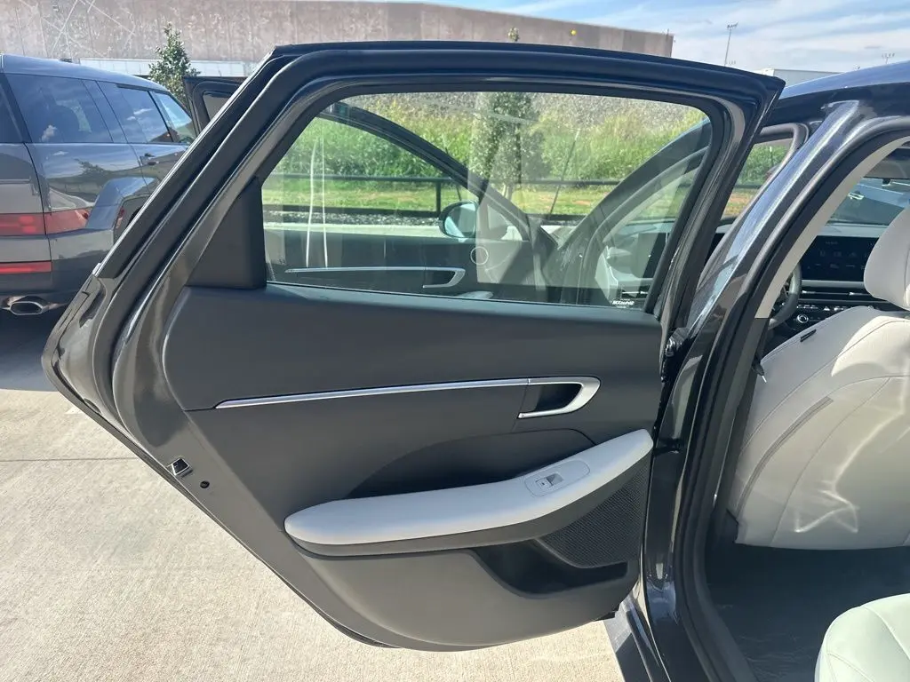 2026 Hyundai Sonata SE photo 17